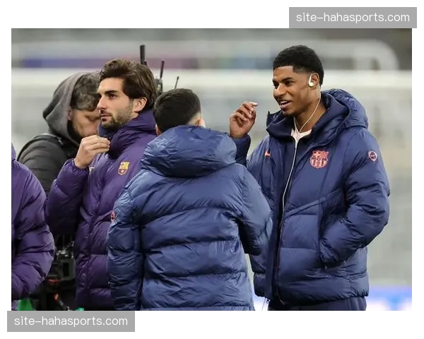 纽卡斯尔对阵巴萨1-1：欧冠客场展现的防守组织与战术纪律性